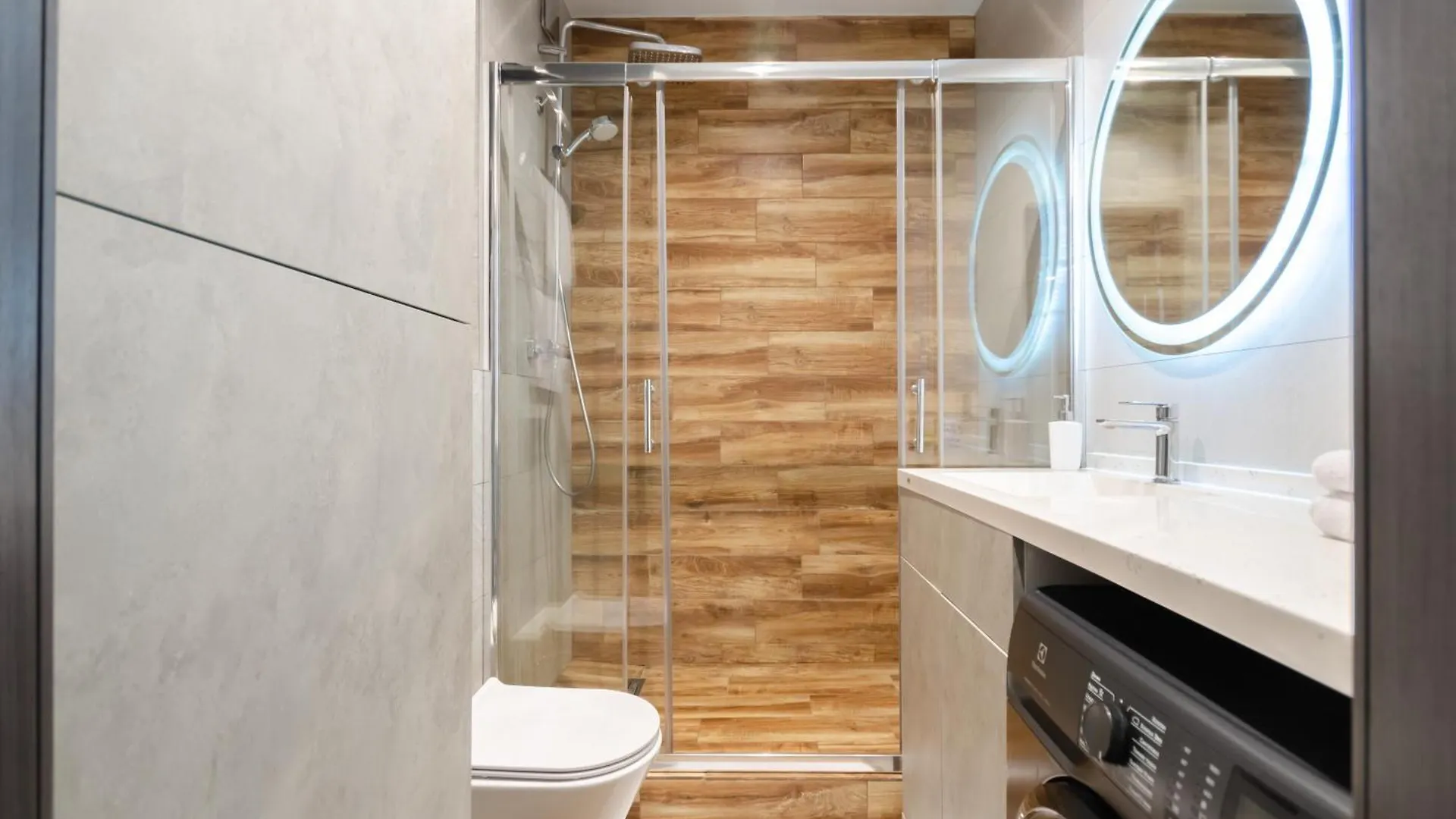 Petrovdom Apartments 6-52 In Rc New York Concept House, Antonovycha 74 Kiev