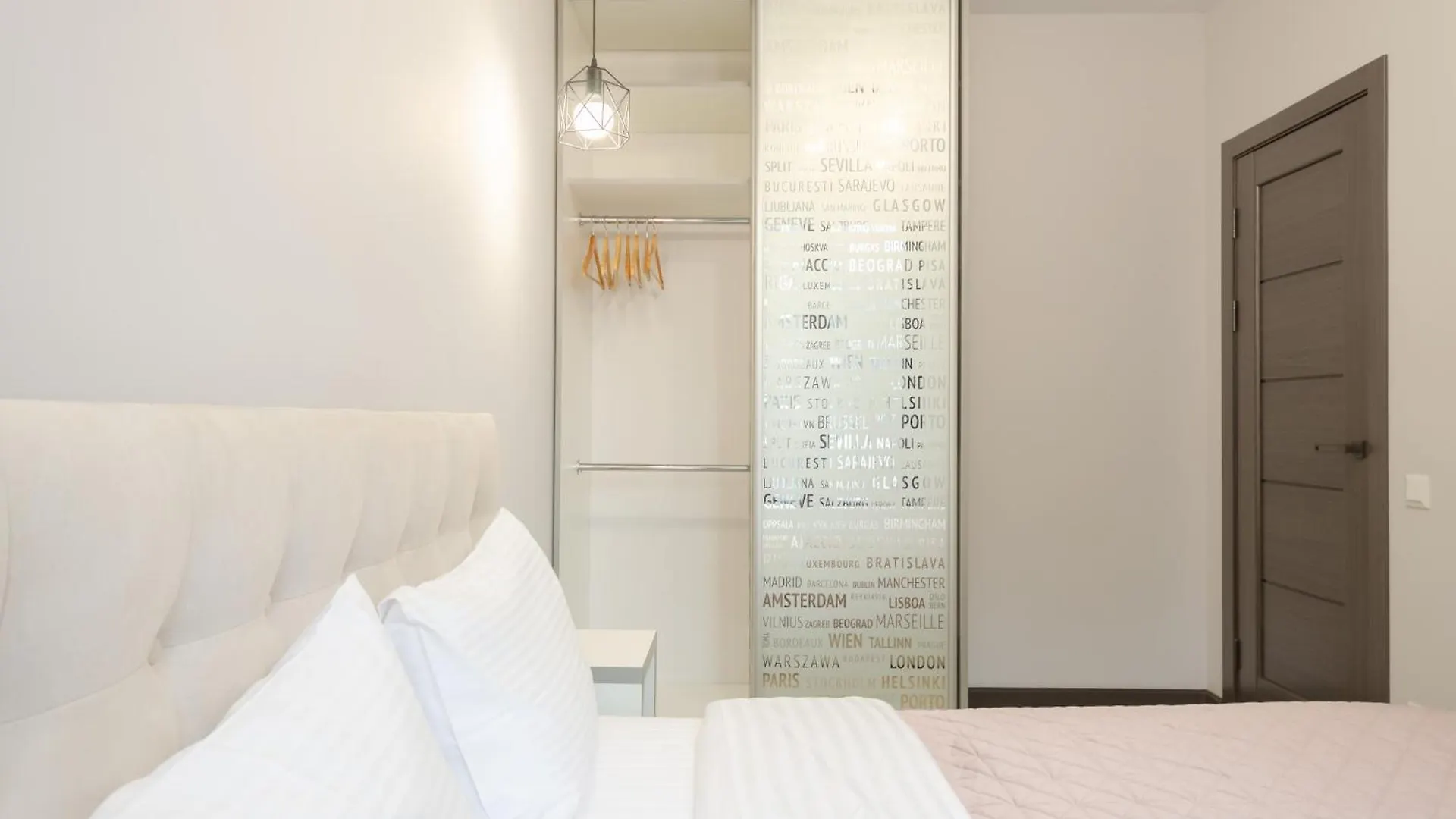 Petrovdom Apartments 6-52 In Rc New York Concept House, Antonovycha 74 Kiev