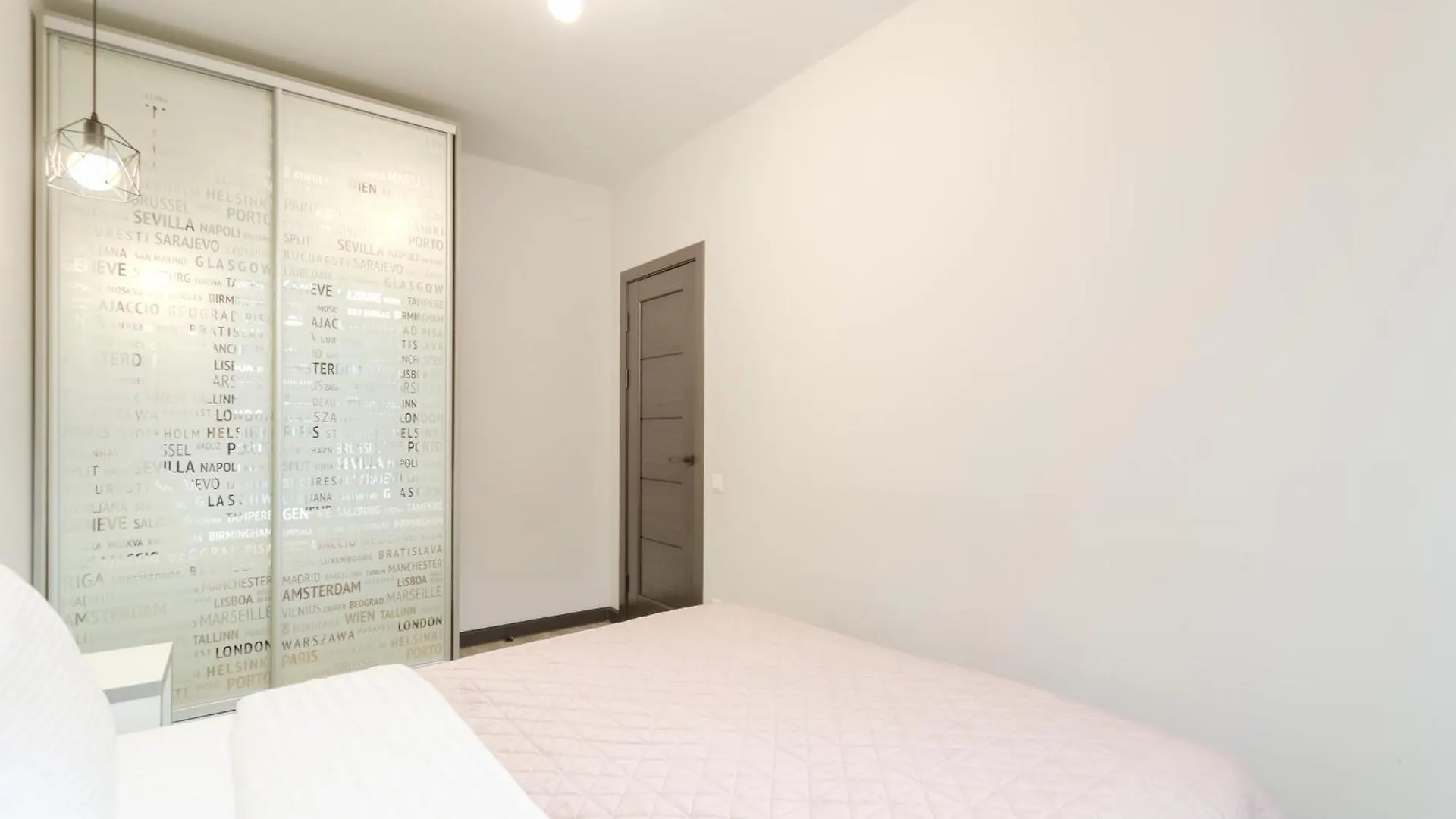 Petrovdom Apartments 6-52 In Rc New York Concept House, Antonovycha 74 Kiev Ucrania