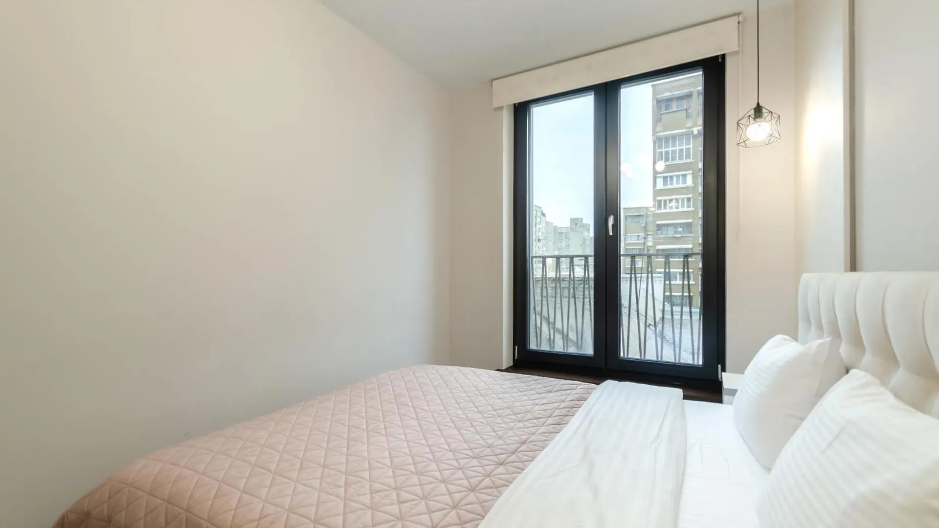 Petrovdom Apartments 6-52 In Rc New York Concept House, Antonovycha 74 Kiev